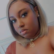 Tia Townsend's Instagram, Twitter & Facebook