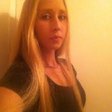 Amy Younce's Instagram, Twitter & Facebook