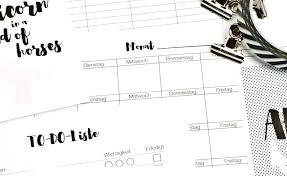 Kalender monate 2021 mit kalenderwochen und feiertagen als pdf, excel und bild datei kostenlos zum download und ausdrucken Kalender Zum Ausdrucken Wochen Und Monatsplan Diy Blog