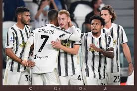 Cristiano ronaldo scores brace as juve ease to serie a victory the portuguese superstar scored twice and added an assist to start 2021 with a win Laga Juventus Vs Napoli Batal Pirlo Tetap Datang Ke Stadion Gattuso Masih Di Rumah Bolasport Com
