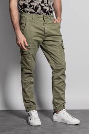 Pantalon cargo décontracté pour homme élégant avec taille élastique à cordes de dessin avec insert élastique de corde de dessin sur les côtés, jambes droites avec deux poches latérales, poches rabat sur le côté. Pantalon Cargo Slim Pour Homme Danakil S207004 Deeluxe