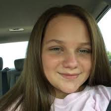 Samantha Mcgaha's Instagram, Twitter & Facebook