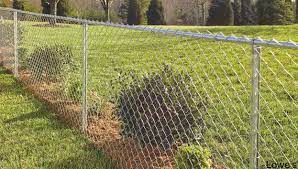 Chain link fence price per foot. Wood Fence Vs Chain Link Fence Fence Cost Comparison