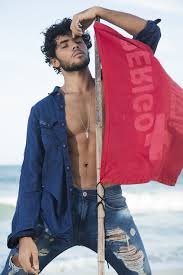 Gabriel Fuentes conta que já ficou com fã: Isso nunca foi problema para  mim | Famosos | gshow