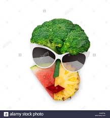 Start studying obst und gemuese sentences. Kreatives Konzept Foto Von Kubistischen Stil Weiblichen Gesicht In Sonnenbrille Aus Obst Und Gemuse Auf Weissem Hintergrund Stockfotografie Alamy