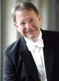 Dominique Caron und Theus verpflichtet