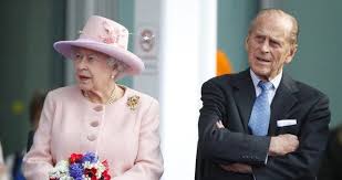 (95) se ani letos nezúčastní tradiční události royal ascot. Alzbeta Ii A Philip Jak Sel Cas S Kralovskym Parem Blesk Cz