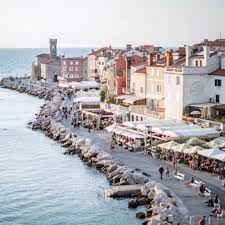 Schauen sie sich bewertungen und fotos von 10 strände in slowenien, europa auf tripadvisor an. Reiseziele In Slowenien Die Schonsten Stadte Brigitte De