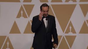 Vous bénéficiez d'un droit d'accès et de rectification de vos données personnelles, ainsi que celui d'en demander l'effacement dans les limites. Alexandre Desplat The Shape Of Water