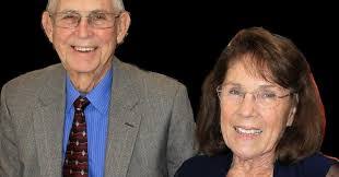 Carolyn Fogle's Instagram, Twitter & Facebook