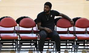 Nets head coach kenny atkinson won't say the exact play it happened. Boston Celtics News Kyrie Irving Provides Huge Knee Injury Update Other Sport Express Co Uk