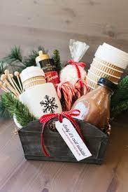 Here are some of my favorite diy christmas gift basket ideas that are unique, creative and personalized Diy Christmas Gift Baskets Best Homemade Holiday Gift Baskets