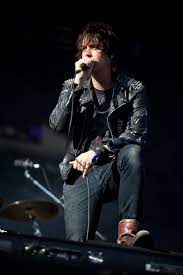 Episode discussion, theories, casting announcements, series announcements. Julian Casablancas Wikipedia