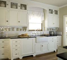 Classic Country Kitchen Like The Feet On The Cabinets Perfect Looking Kitchen Antique White Kitchen Cabinets Antique Kitchen Cabinets Cottage Style Kitchen
