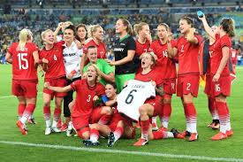 O torneio feminino de futebol nos jogos olímpicos de verão de 2020 ocorre entre 21 de julho e 6 de agosto de 2021. Alemanha Conquista Ouro No Futebol Feminino No Rio 2016 O Tempo
