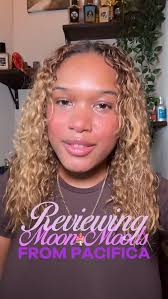 Unboxing The Mad Hatter from @mischief_academy ♥️ This is a milky and boozy  gourmand ✱ perfumer: George Tedder ✱ this was kindly gifted! NOTES Cognac,  Rum, Toffee, Condensed Milk, Butter, Leather, Black