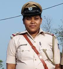 When a police officer puts on his or her uniform the officer is perceived in a very different way by the public. Duty First Pregnant Police Officer In Odisha Prefers Covid Duty To Maternity Leave