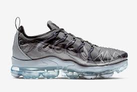 Nike Air Vapormax Plus Black Wolf Grey Bv7827 001 Release Date Sbd