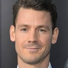 Garrett Henry's Instagram, Twitter & Facebook