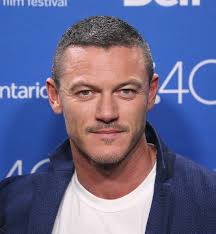 Nicholas Hoult, Luke Evans and Henry Cavill To Start In Drama SAND CASTLE