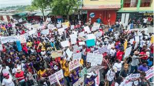 Unidentified gunmen assassinated haitian president jovenel moïse and wounded his wife in their home early wednesday, an attack that u.s. Kl7uv X7g Mgcm