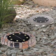 Eine solar bodenleuchte, die sie nur als beleuchtung für zwischendurch verwenden möchten, z. 4er Set Solar Boden Spots Steck Lampen Silber Garten Stein Optik Aussen Leuchten Ebay