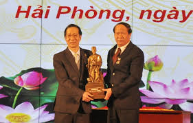 Giám đốc sở văn hóa và thể thao thăm và làm việc với thư. Thanh Uá»· Háº£i Phong Gáº·p Gá»¡ Tiáº¿p Xuc VÄƒn Nghá»‡ SÄ© Tieu Biá»ƒu Há»™i Nha VÄƒn Háº£i Phong VÄƒn Háº£i Phong VÄƒn ThÆ¡ Háº£i Phong VÄƒn Há»c Háº£i Phong