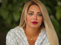 يتأجج الصراع بينهما بعد خروج عساف من السجن، واكتشافه بأن الأخير قد ارتبط بزوجته السابقة جليلة. Ù…ÙŠ Ø­Ù„Ù…ÙŠ ØªÙ†Ø´Ø± ØµÙˆØ±Ø© Ù„Ù‡Ø§ Ø¨Ø±ÙÙ‚Ø© Ù…Ø­Ù…Ø¯ ØµÙ„Ø§Ø­ ÙˆØªØ¹Ù„Ù‚ Ù„Ø§ Ø¹Ø²Ø§Ø¡ Ù„Ù„Ù…Ù‚Ø§Ø±Ù†Ø§Øª