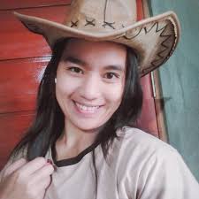 Breakfast muna bago tuloy ang pag repak para sa paninda ko 🥰♥️ ney ag 10  gayam en huhu