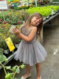 Rose's Sunday Best 🌸