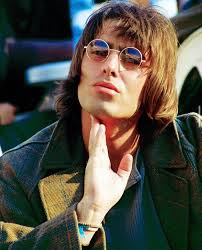 Oasis were always at their best when dreaming: Decades Of Decadence