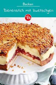 Bienenstich Mit Zwetschgen Meine Familie Ich Europas Grosstes Foodmagazin Rezept Beste Kuchen Rezepte Bienenstich Beste Kuchen
