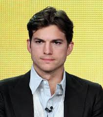 Da sein bruder sich früh einer. Ashton Kutcher Grosse Gewicht Korperstatistik