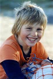 He is arguably one of the most prominent child actors in norway. Linus I Svingen 2004
