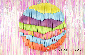 The term diy wall art can refer to a variety of different things. Video Tutorial Diy Paper Wall Hanging The Craft Blog