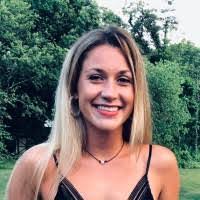 Samantha Boswell's Instagram, Twitter & Facebook