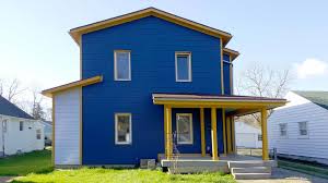 8 great exterior paint color pairings. Blue And Yellow Exterior Ideas Photos Houzz