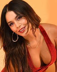 DJs Sexy Celebs - Vanessa Hudgens Major Down Blouse 💕👀 Porn Pic - EPORNER