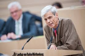 Zu hause oder unterwegs zahlungsverkehr umsatzanzeige.elektronische kontoauszüge. Gedeons Afd Mitgliedschaft Auf Die Lange Bank Baden Wurttemberg Stuttgarter Nachrichten