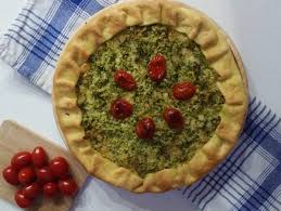 Realizzare la torta di rose salata con prosciutto cotto, zucchine e scamorza affumicata è abbastanza semplice e non richiede grandi abilità ai fornelli. Torta Salata Con Prosciutto Cotto Scamorza E Zucchine Grattugiate Cucinato E Mangiato