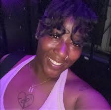 Help us wish Sharletha Barrett AKA Ms. Doll House a Happy Birthday!! 🎂🍰🧁