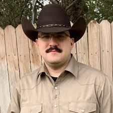 She is so amazing ☺️this is truly a new era for comics🏳️‍⚧️