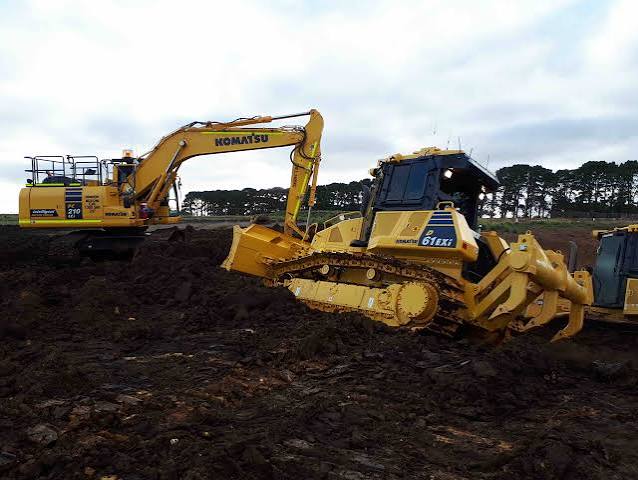 Dressta TD14M Extra Crawler Dozer