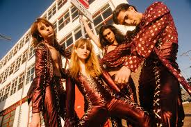 Funny how you dislike italy but love australia, and i. Italy S Maneskin Are The Ones To Watch At 2021 Eurovision Song Contest Wwd