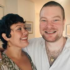 Hi All- now that autumns rolling round, could someone let me know when that  choir starts meeting in that high school again? Thanks!