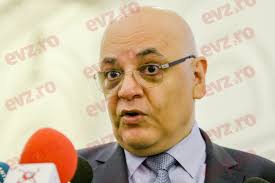 Roman protasevici a fost arestat la minsk, pe 23 mai, împreună cu iubita sa, sofia sapega. Scandalul Unifarm Avocatul Piperea AratÄƒ Spre Arafat A Semnat Replica È™efului Dsu Evenimentul Zilei