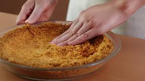 You could also substitute regular graham crackers for a chocolate variety of graham crackers too. How To Make Graham Cracker Crust Bettycrocker Com