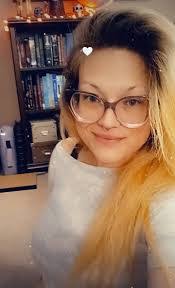 Lynn Staats's Instagram, Twitter & Facebook