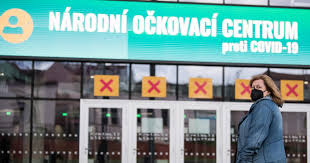Informace k registraci na očkování zaměstnanců superkritické infrastruktury od 29. Registrovat K Ockovani Se Mohou Uz I Vsichni Cesi Starsi 30 Let V Planu Je I Ockovani Deti Irozhlas Spolehlive Zpravy