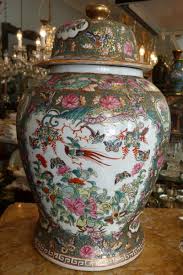 Potiche Porcelaine Chine Canton Decor Emaille Et Or Porcelaines Anciennes 19eme Siecle Porcelaine De Chine Vase En Porcelaine Chine